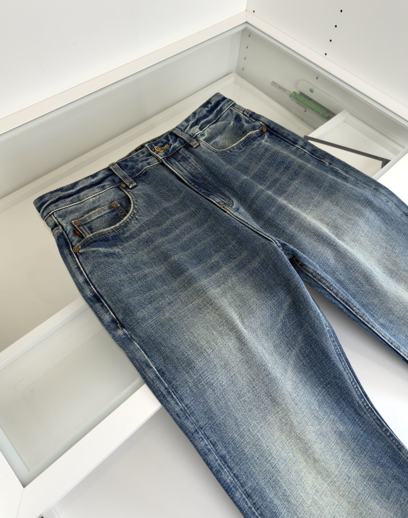 Gvc*1 jeans